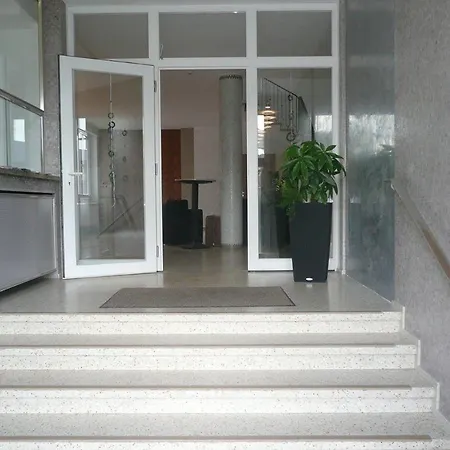 Haus Vom Guten Hirten Otel Munster (North Rhine-Westphalia)