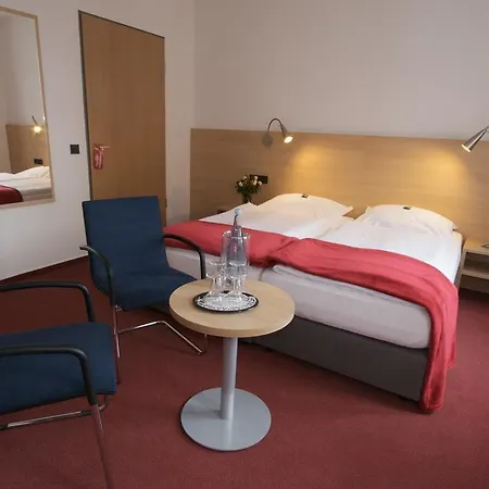 Hotel Haus Vom Guten Hirten 3*